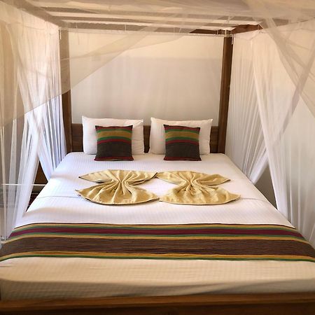 Bed and Breakfast Hiriketiya White House Dikwella Esterno foto