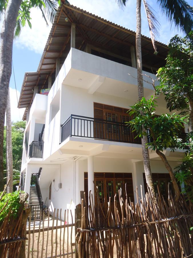 Bed and Breakfast Hiriketiya White House Dikwella Esterno foto