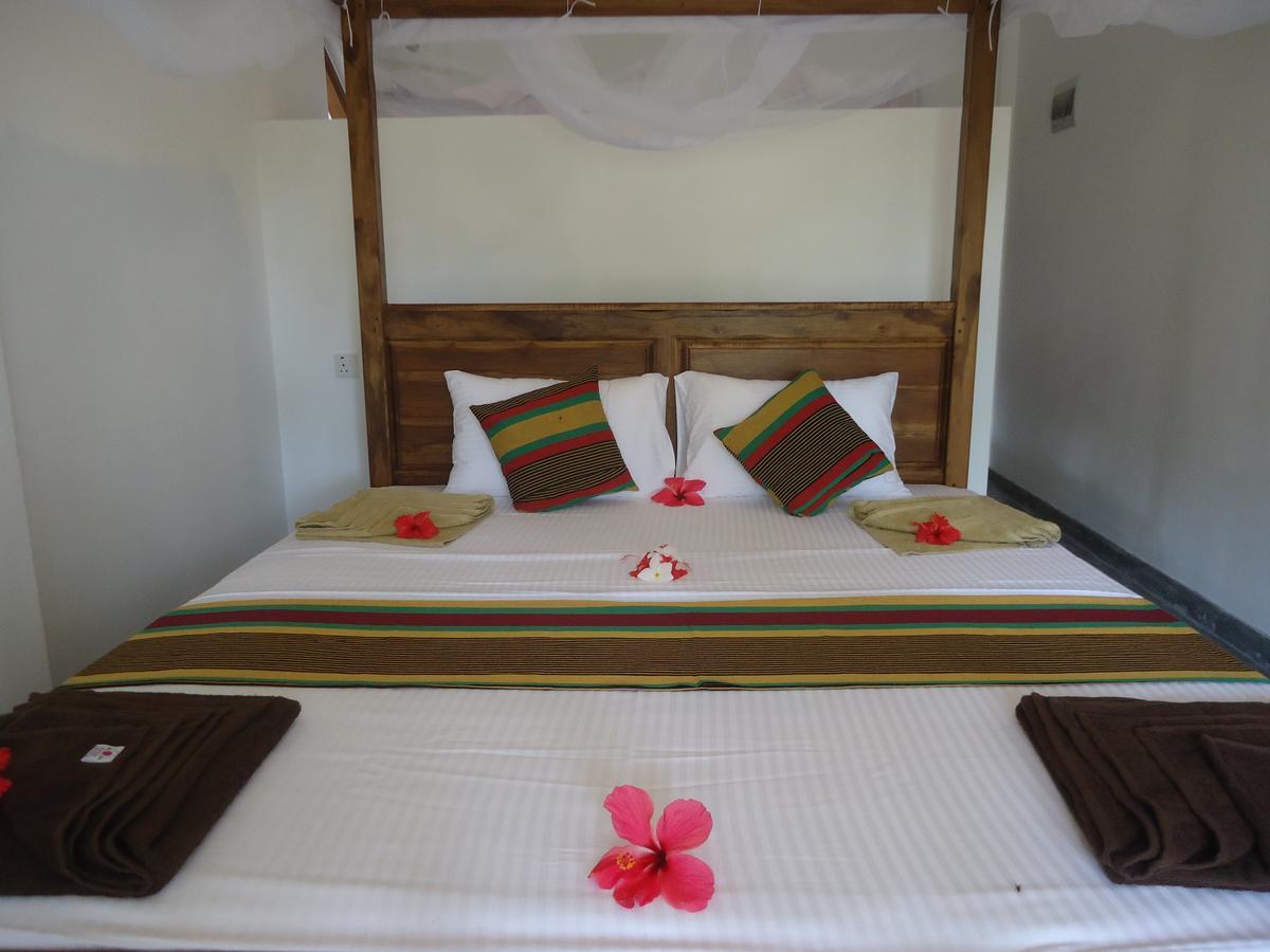 Bed and Breakfast Hiriketiya White House Dikwella Esterno foto
