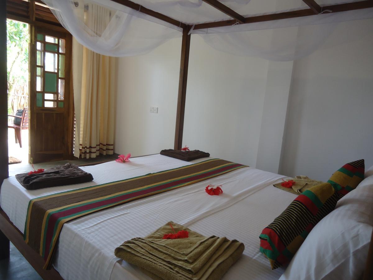 Bed and Breakfast Hiriketiya White House Dikwella Esterno foto