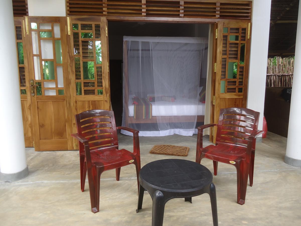 Bed and Breakfast Hiriketiya White House Dikwella Esterno foto