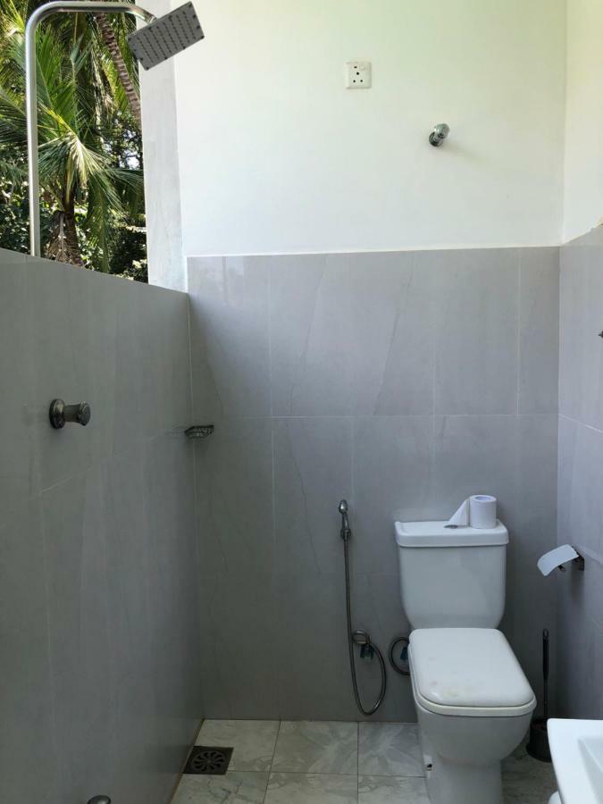 Bed and Breakfast Hiriketiya White House Dikwella Esterno foto