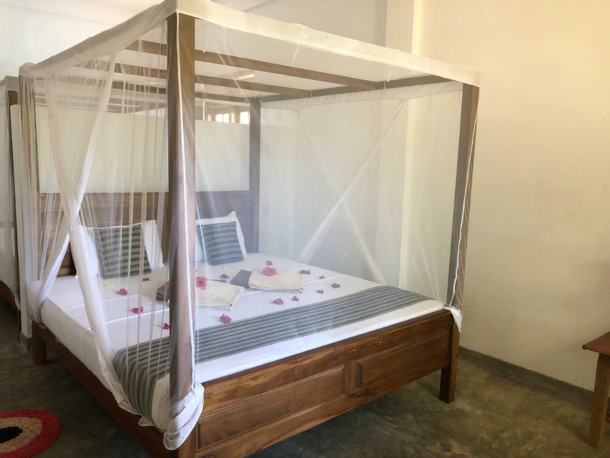 Bed and Breakfast Hiriketiya White House Dikwella Esterno foto